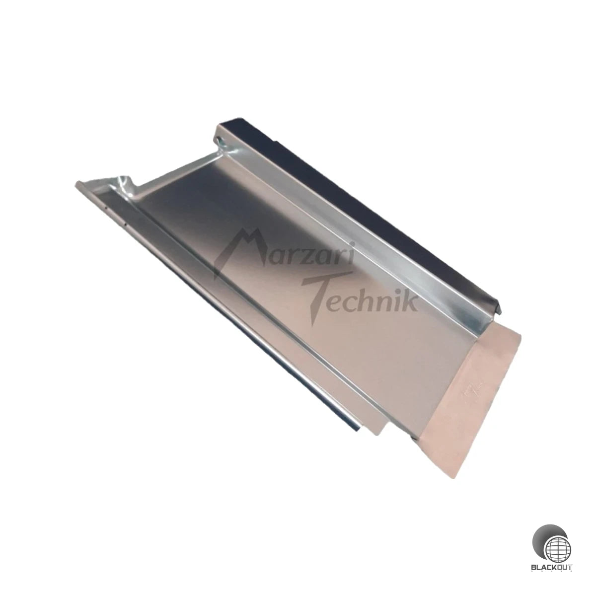 Verzinkte Metalldachplatte für eine sichere und dauerhafte Montage von PV-Anlagen auf Creaton-Ziegeln des Typs Balance 323×502 mm und Titania.