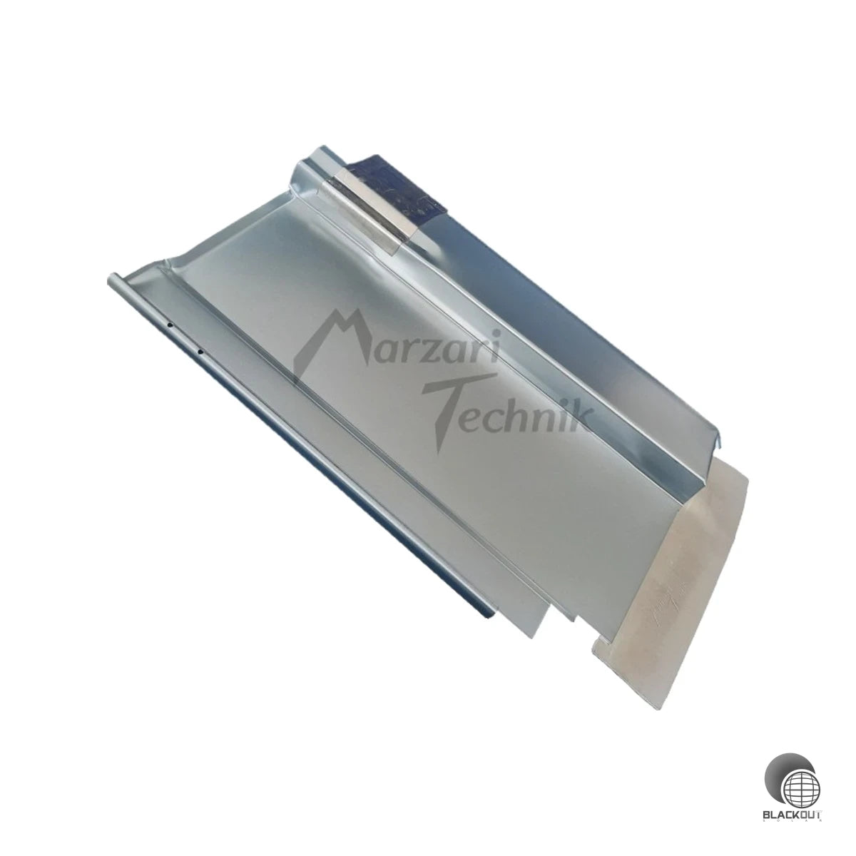 Passgenauer Kabeldurchführungs-Ziegel in Metallausführung für rote Ziegeldächer — kompatibel mit den gängigen Ziegeltypen E58 Max, E58SL (Erlus) und Primus (Walther).